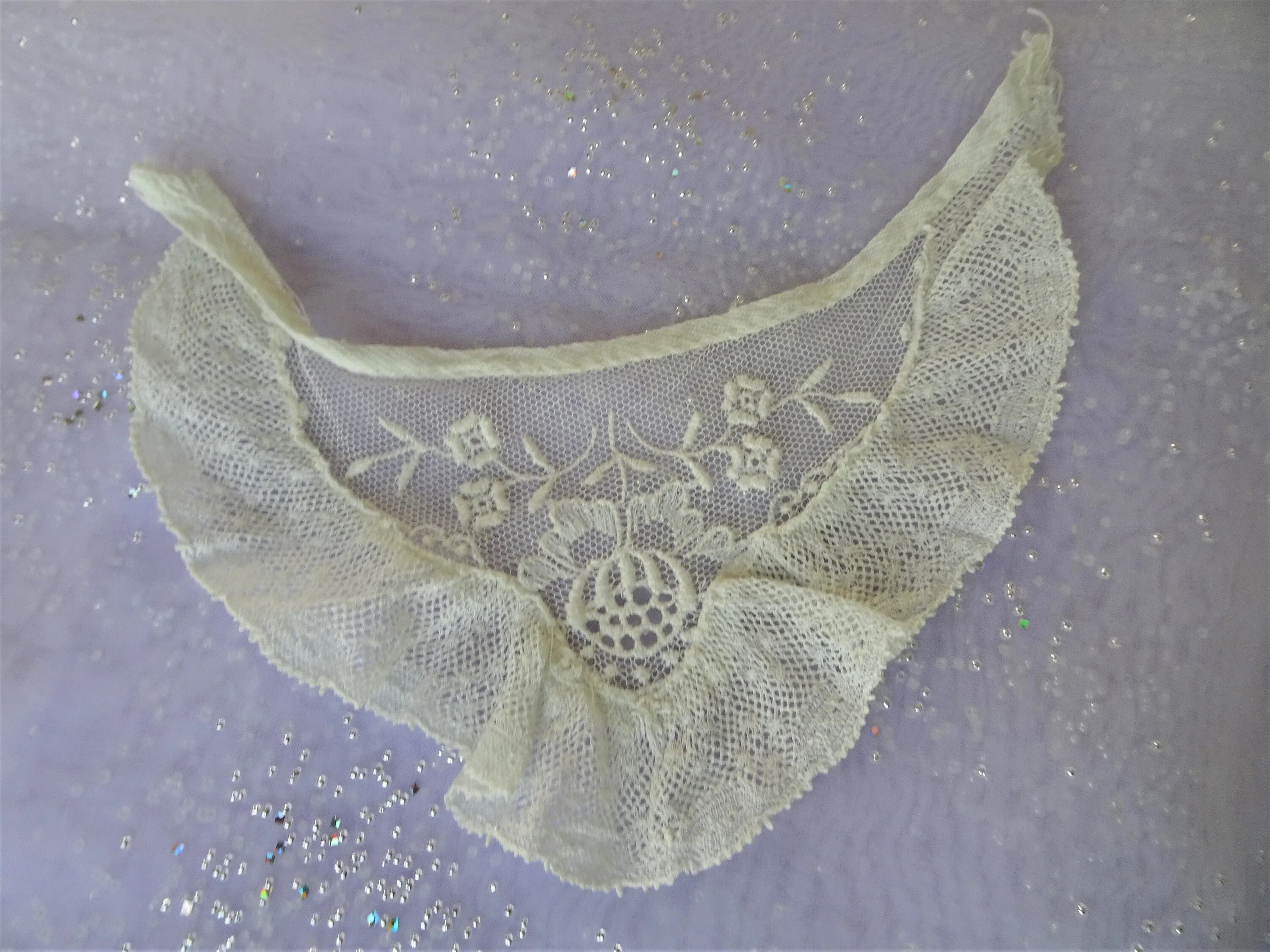 BEAUTIFUL Victorian Lace ,Lovely Netted Lace Panel, Perfect For Dolls Fine Heirloom Sewing,Collectible Vintage Lace