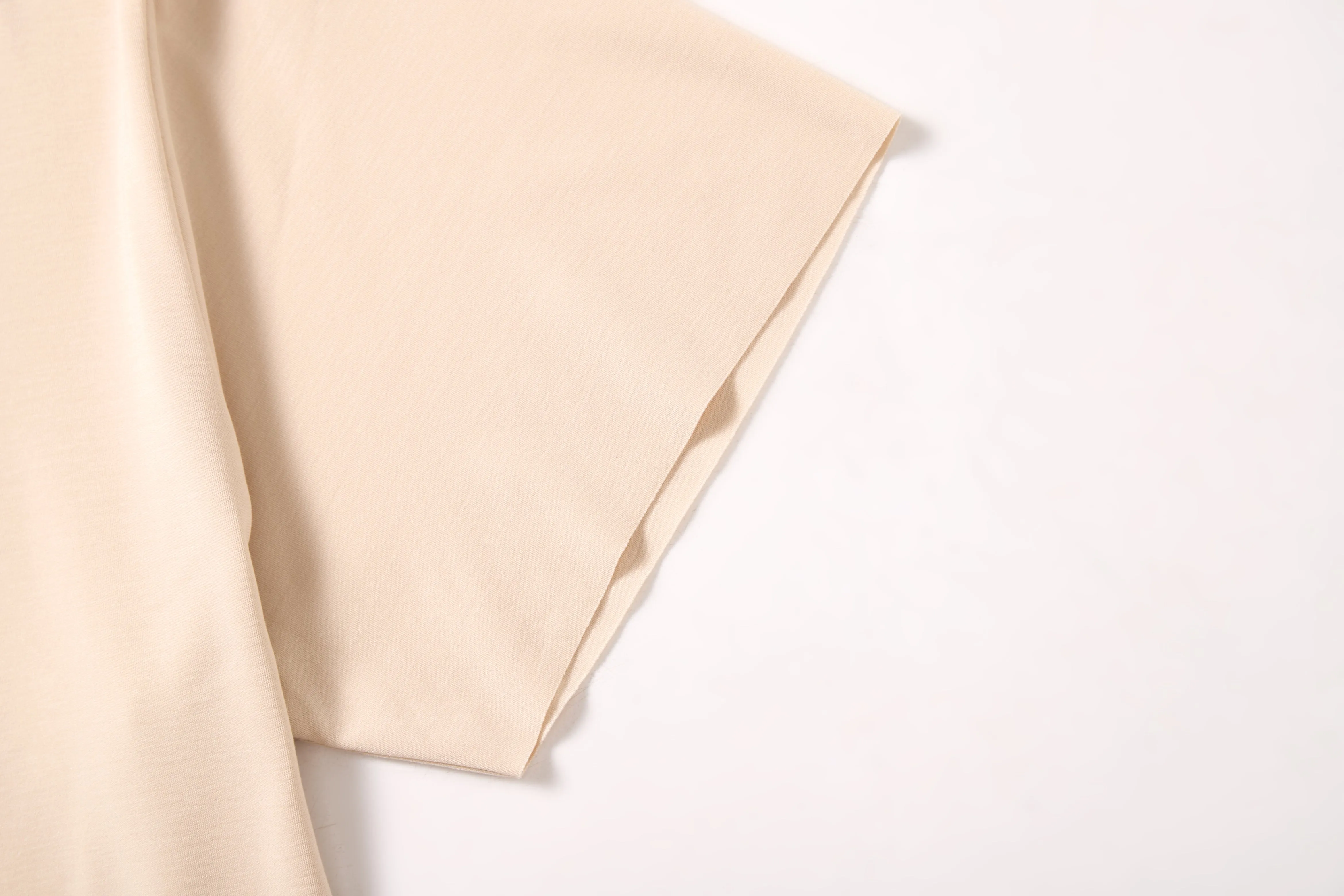 Freeform TENCEL™ Modal Seamless Bonded V-Neck Short Sleeve T-Shirt