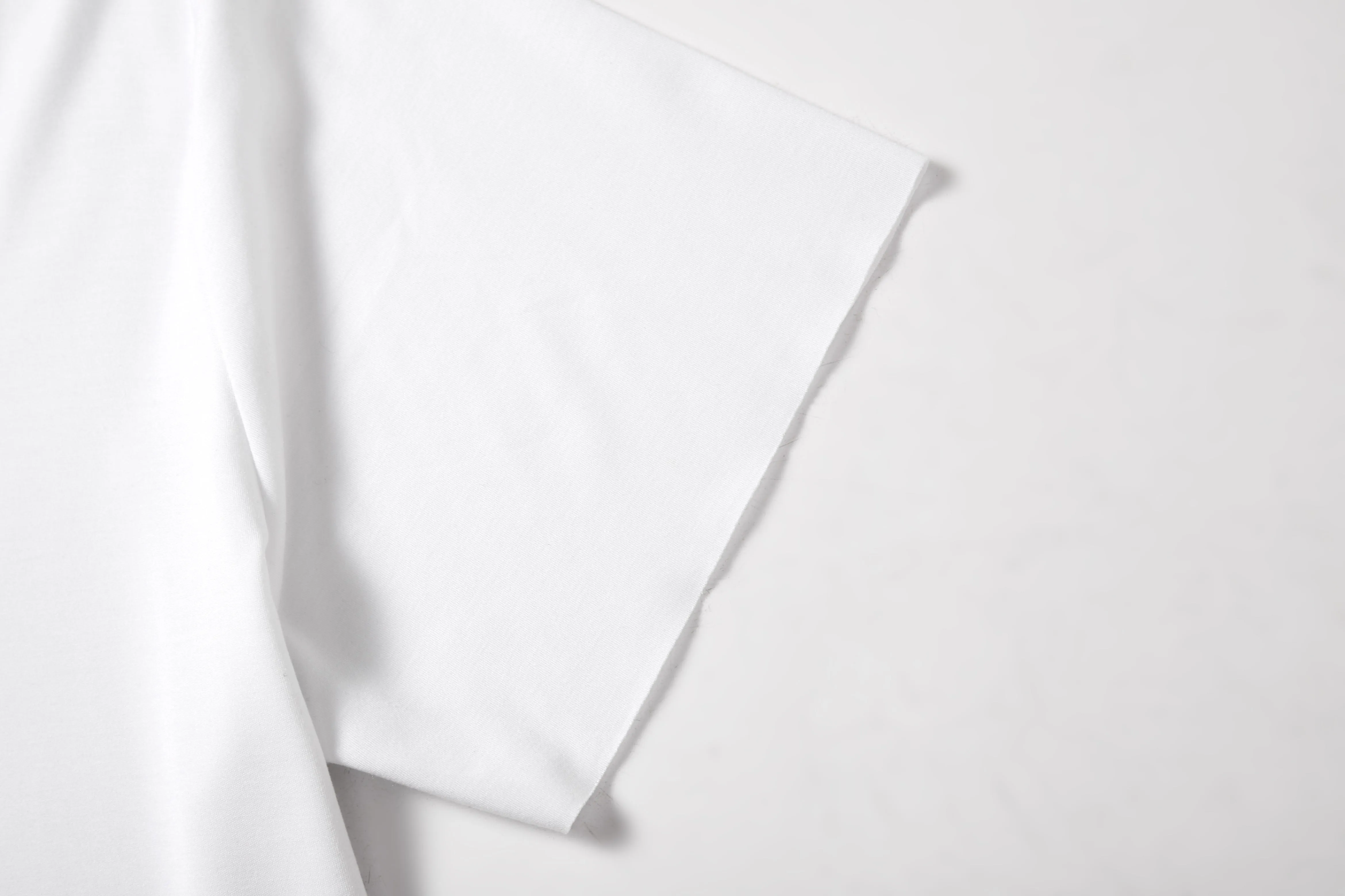 Freeform TENCEL™ Modal Seamless Bonded V-Neck Short Sleeve T-Shirt