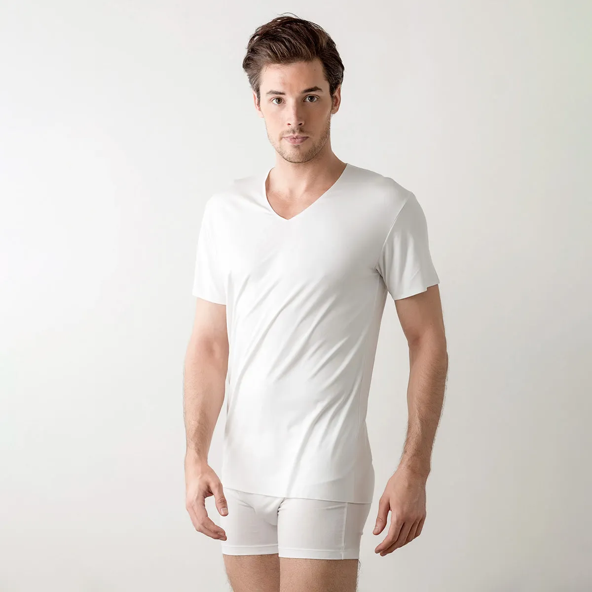 Freeform TENCEL™ Modal Seamless Bonded V-Neck Short Sleeve T-Shirt
