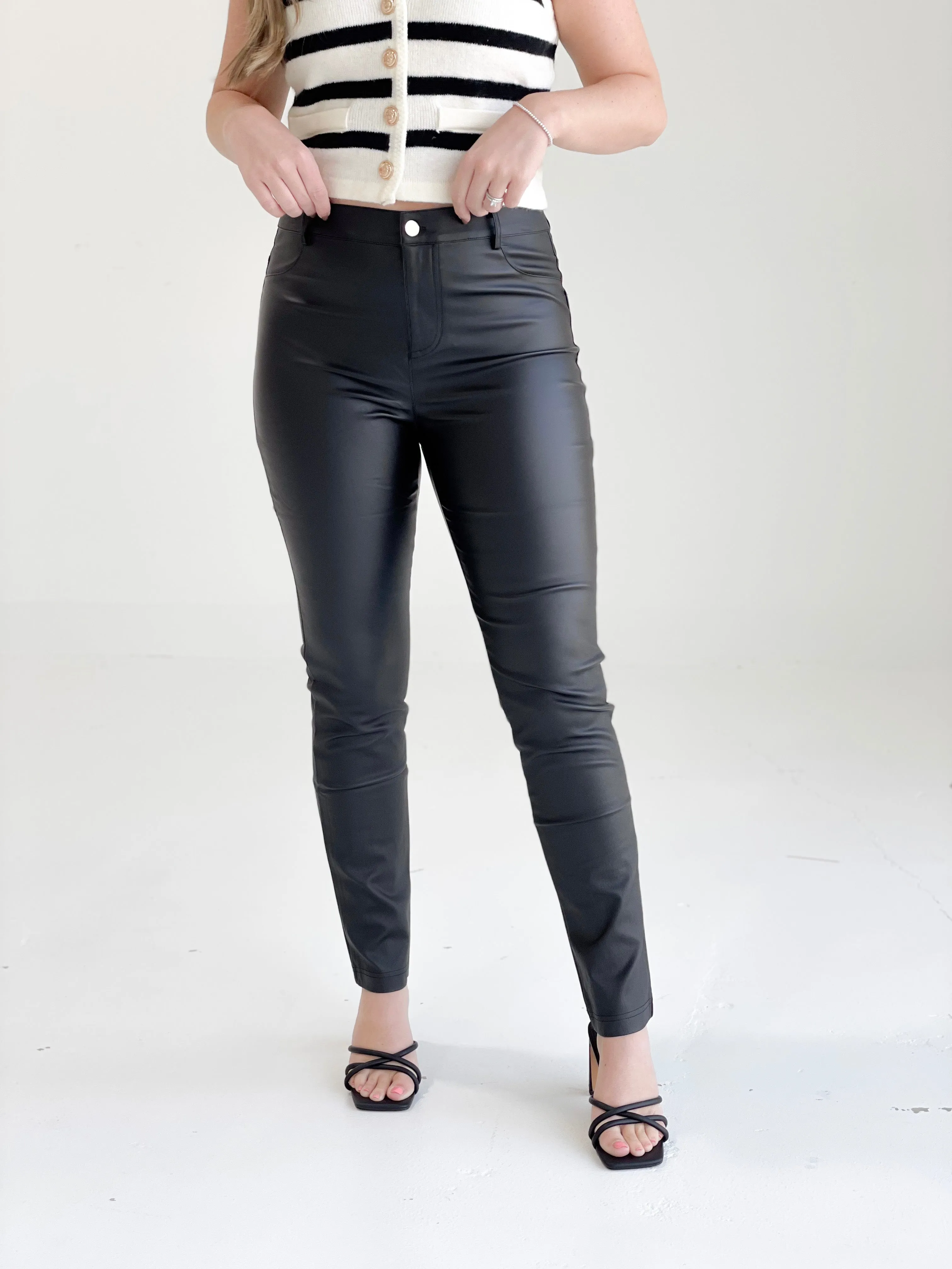 Step To The Side - Black