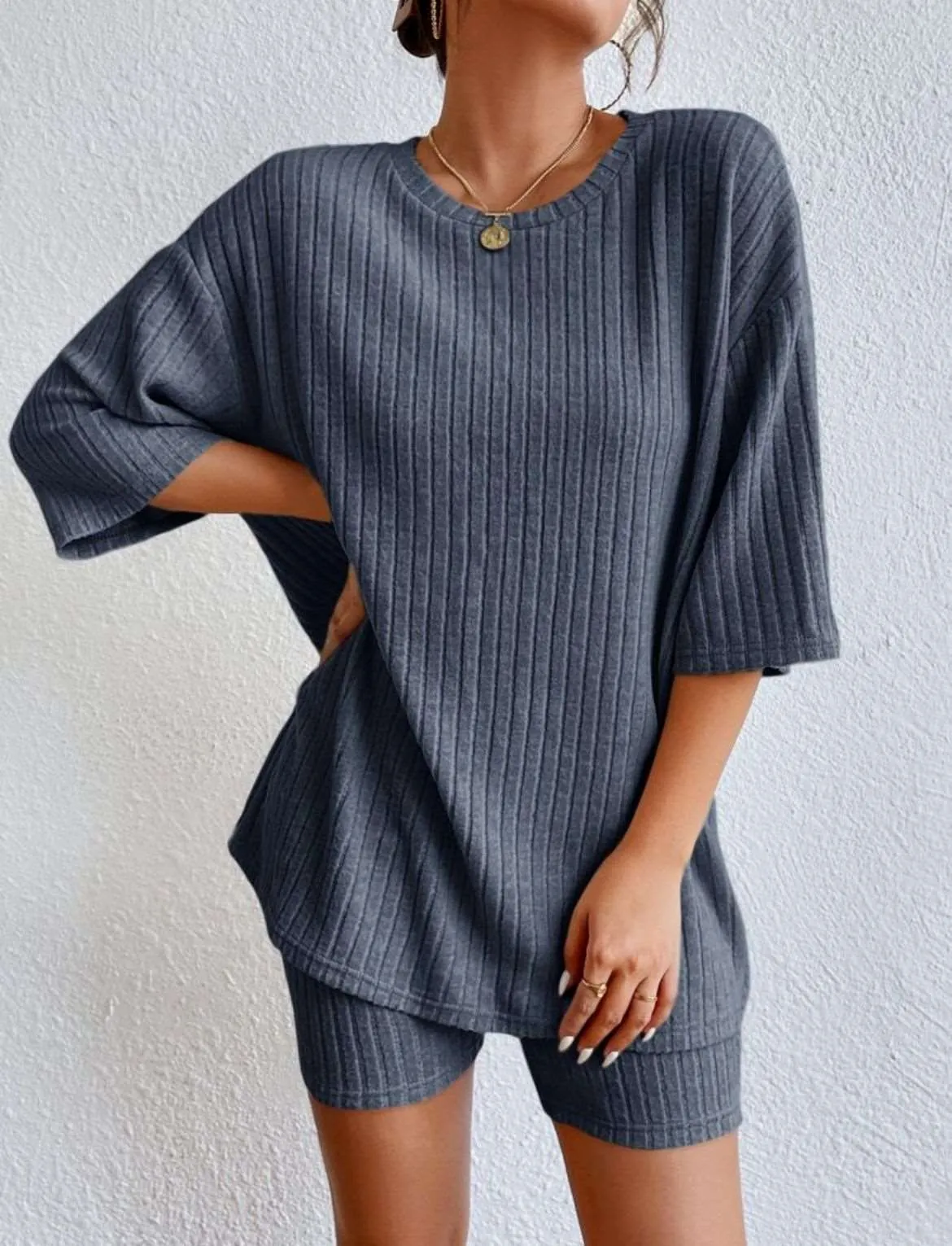 Women's Casual Short Sleeved Solid Color Two-Piece Outfit Set