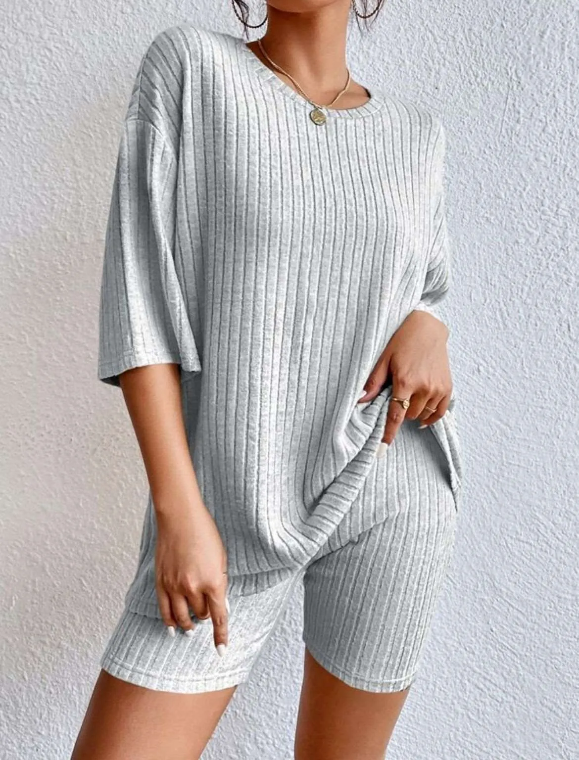 Women's Casual Short Sleeved Solid Color Two-Piece Outfit Set